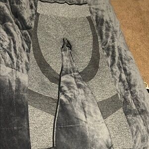 Gray High-Waisted Leggings